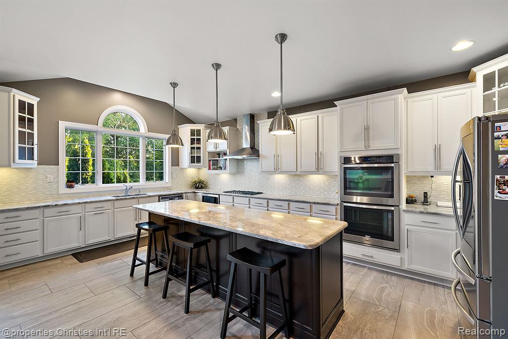 50505 BRIAR RIDGE Lane, Northville, MI 48168 — Photo 3