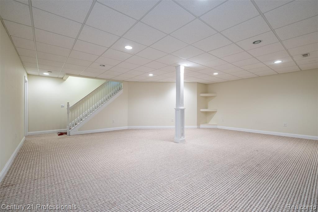 3901 Arbor Drive, Auburn Hills, MI 48326 — Photo 35
