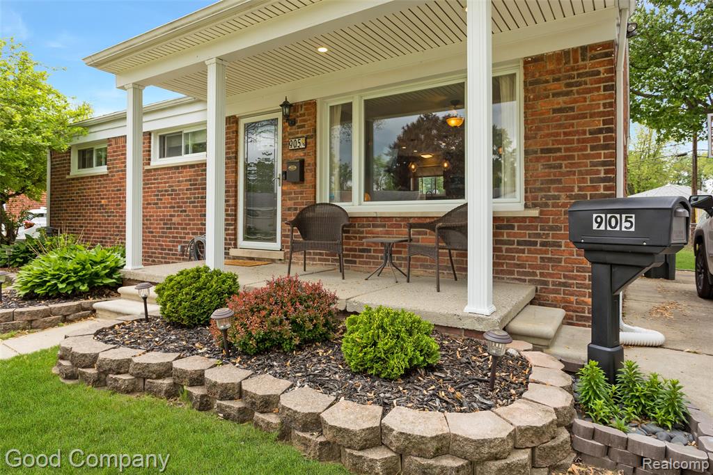 905 Parliament Avenue, Madison Heights, MI 48071 — Photo 24