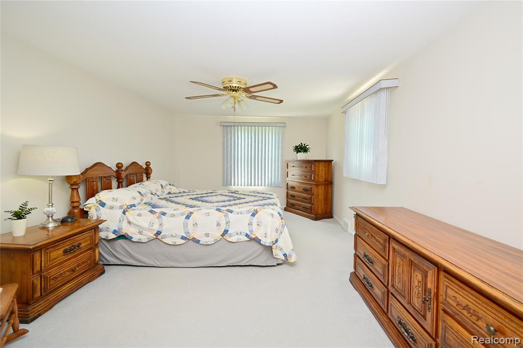 5888 Pentland Road, Bloomfield Hills, MI 48301 — Photo 19