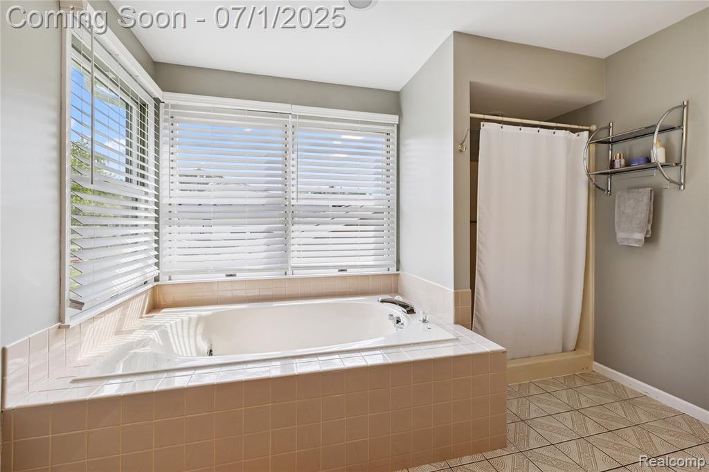 5131 Navajo Trail, Pinckney, MI 48169 — Photo 22