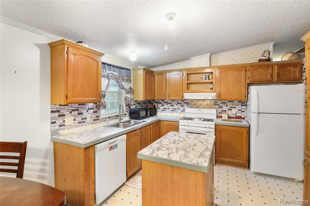 13499 Heritage Street, Carleton, MI 48117 — Photo 7