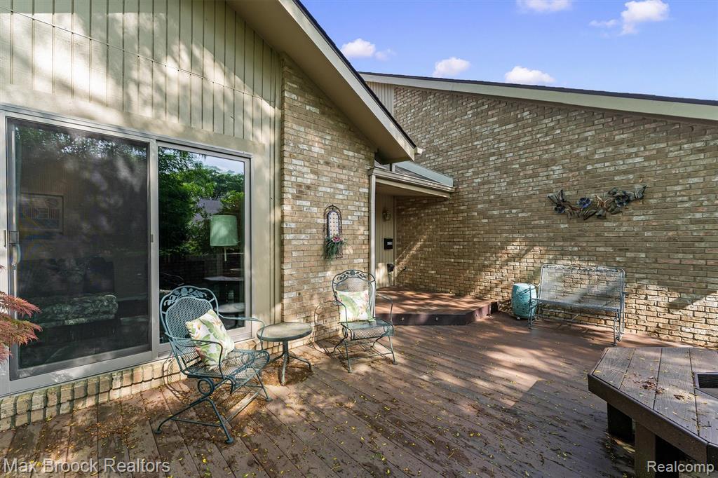 4159 Foxpointe Drive, West Bloomfield, MI 48323 — Photo 5