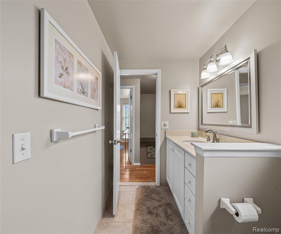 42736 BOULDEN Court, Canton, MI 48187 — Photo 65