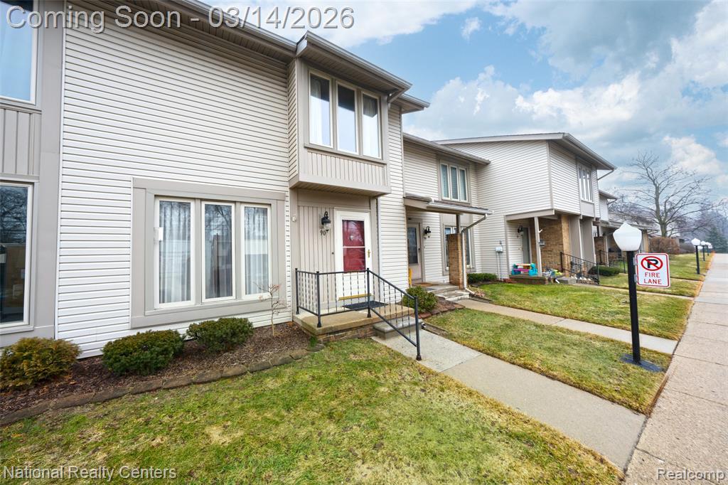 90 Willow Way, Waterford, MI 48328 — Photo 27
