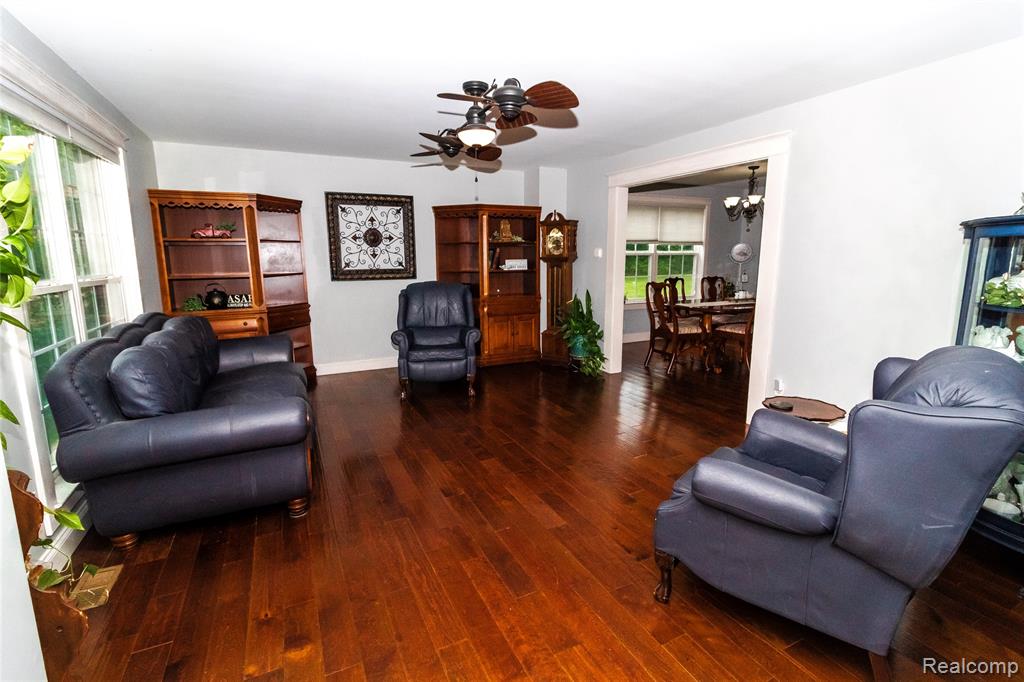 8314 Mill Pointe Court, Goodrich Vlg, MI — Photo 13