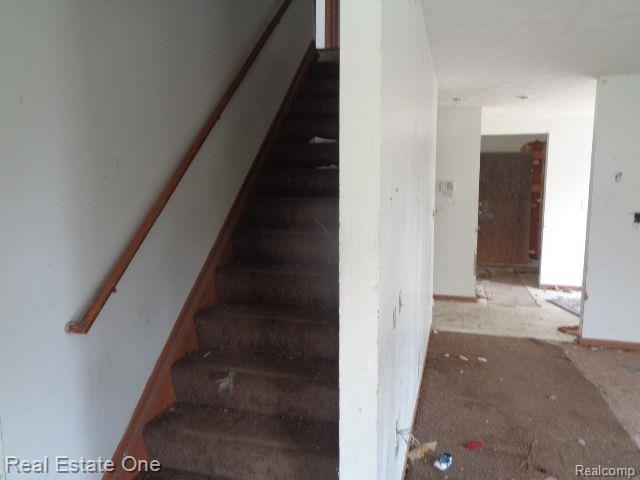 4208 HOLCOMB Street, Detroit, MI 48214 — Photo 9