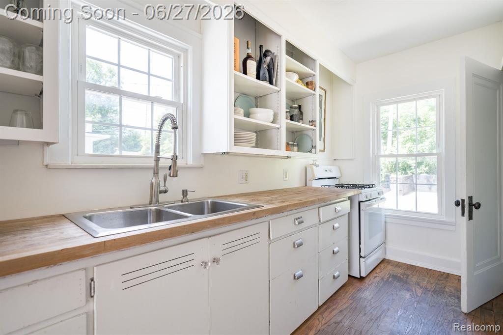 39 Mohawk Road, Pontiac, MI 48341 — Photo 13