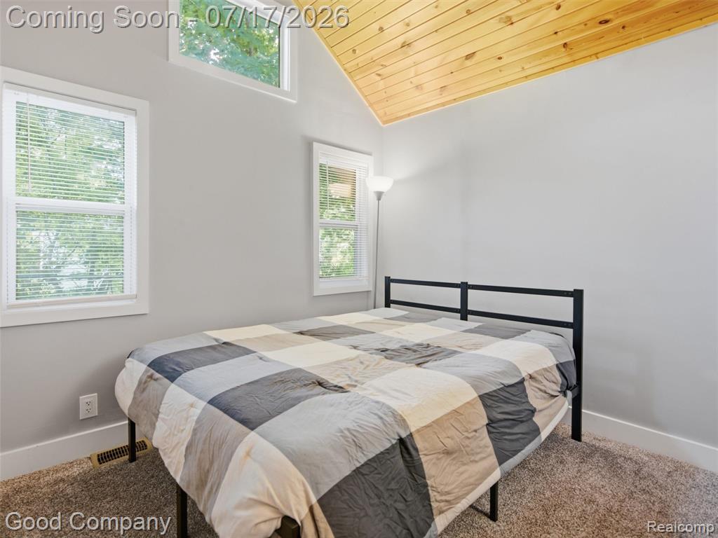 4030 Manitoba Street, Auburn Hills, MI 48326 — Photo 16