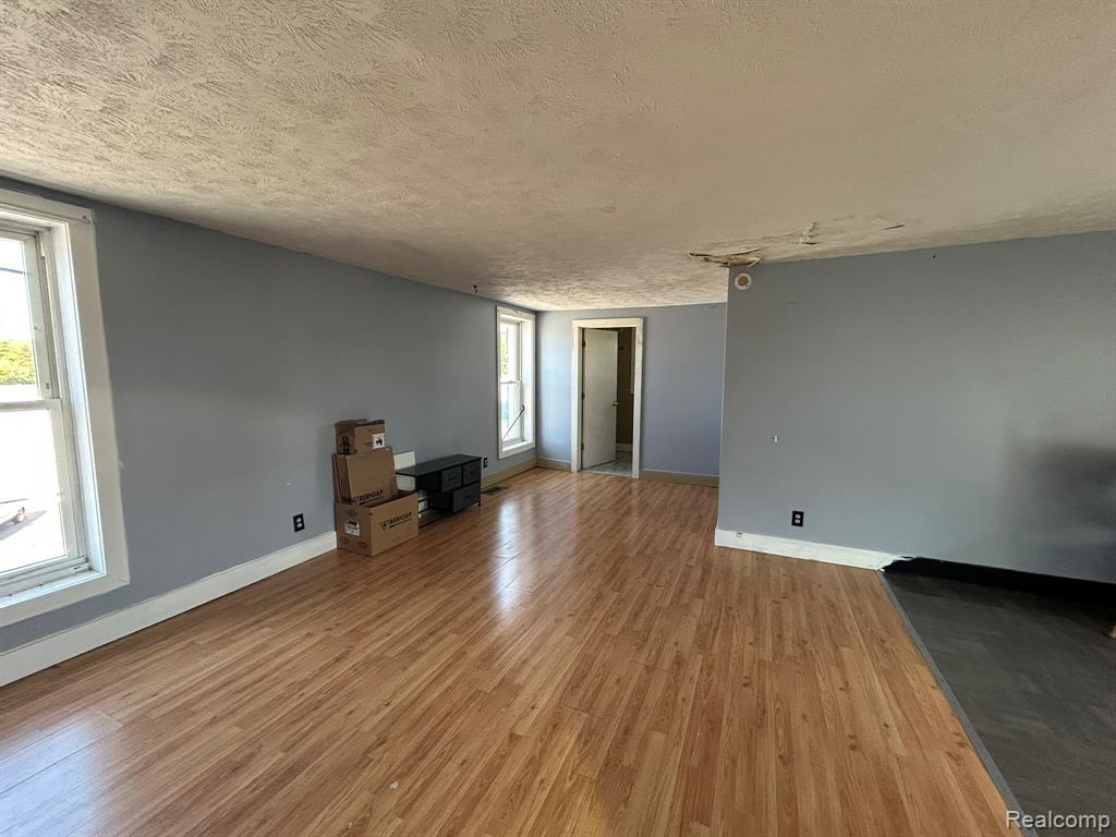 7 E Muskegon Street, Kent City, MI 49330 — Photo 11