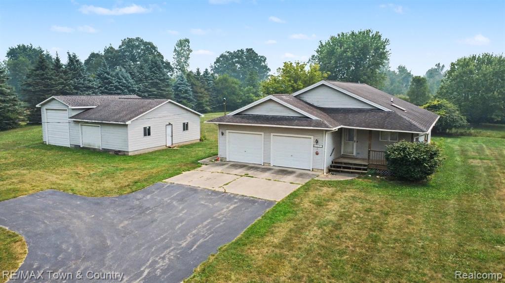 1291 W Tobias Road, Clio, MI 48420 — Photo 2