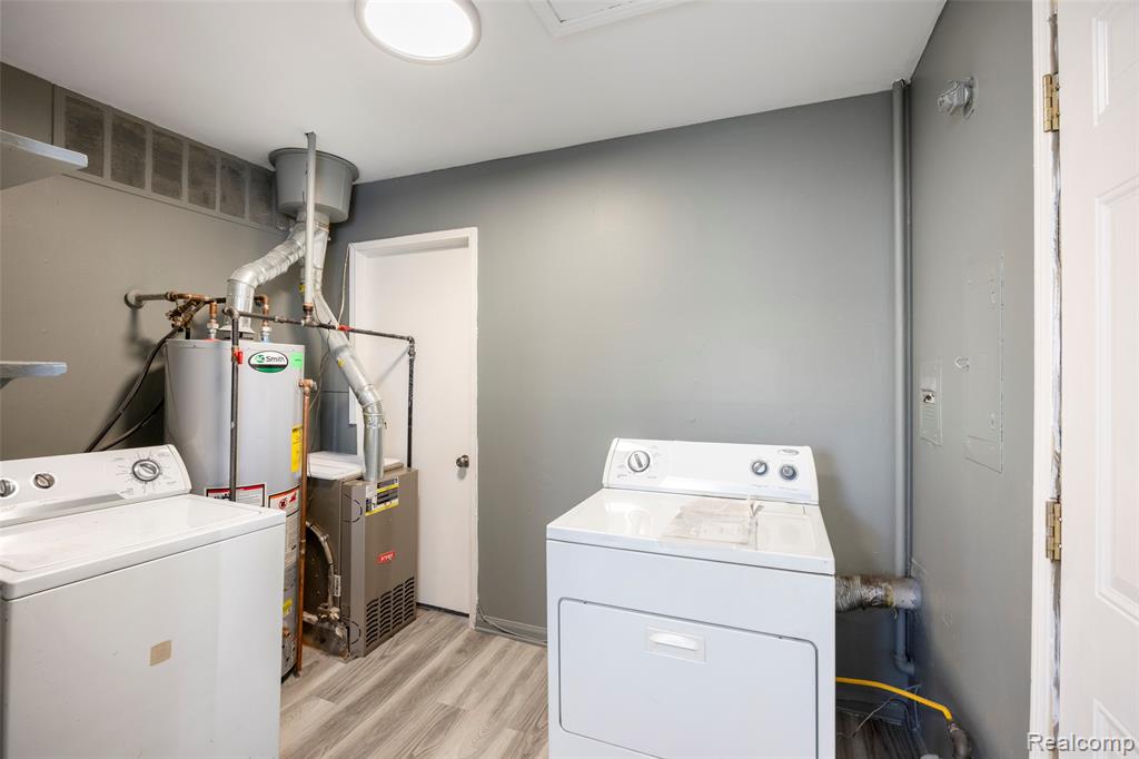 10101 Albany Street, Oak Park, MI 48237 — Photo 10