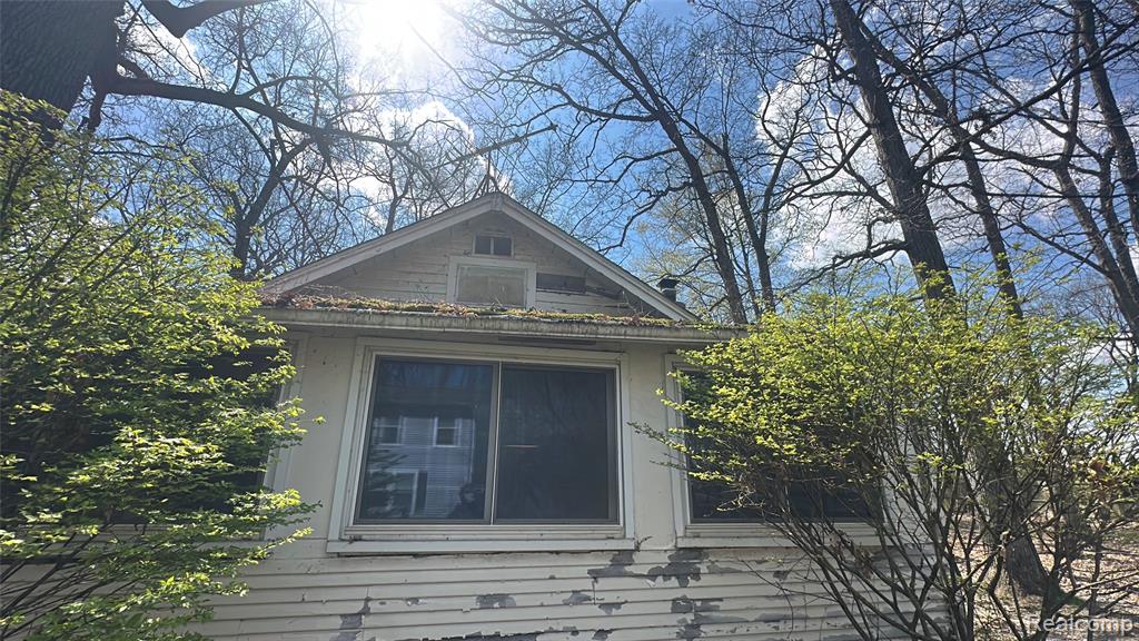 235 Woodbine Drive, Milford, MI 48380 — Photo 60
