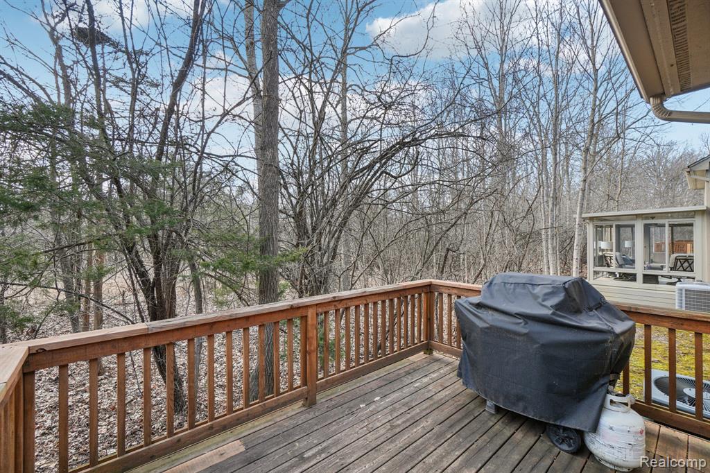 7366 Crackling Creek Circle, 1, West Bloomfield, MI — Photo 31