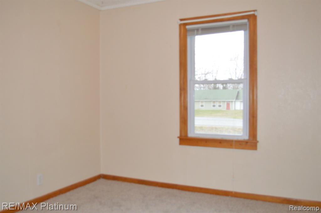 6119 TORREY Road, Flint, MI 48507 — Photo 10