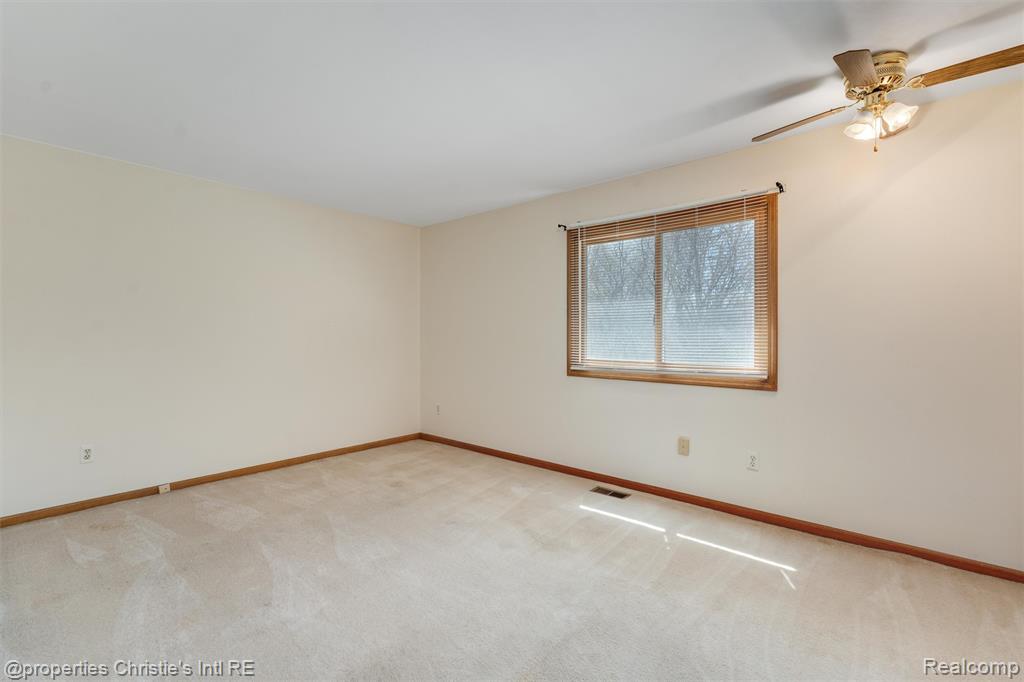 7514 Olde Sturbridge Trail, Clarkston, MI 48348 — Photo 15
