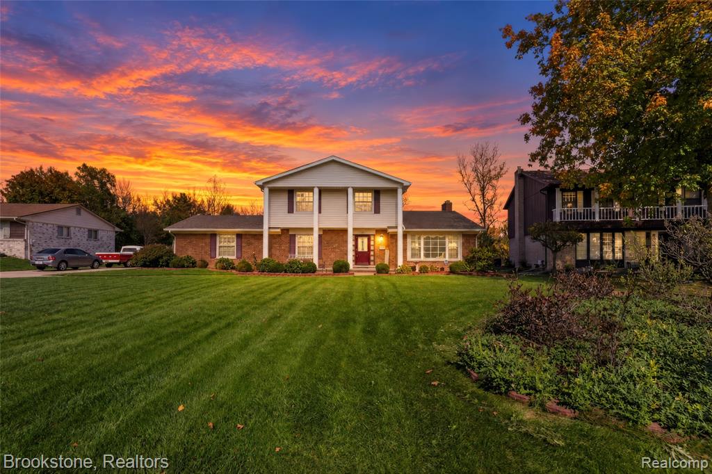 471 Boutell Drive, Grand Blanc, MI 48439