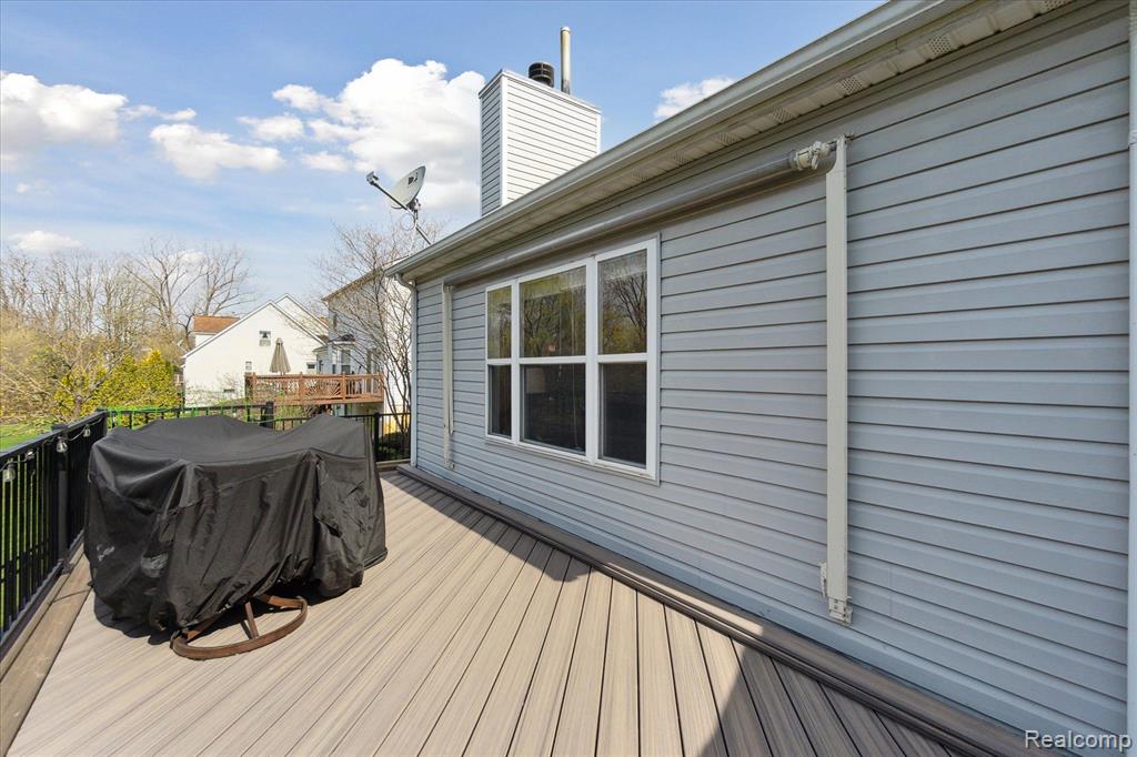 4045 FOREST EDGE Drive, Commerce Twp, MI 48382 — Photo 58