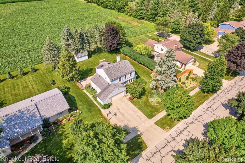 858 Zehnder Drive, Frankenmuth, MI 48734 — Photo 48