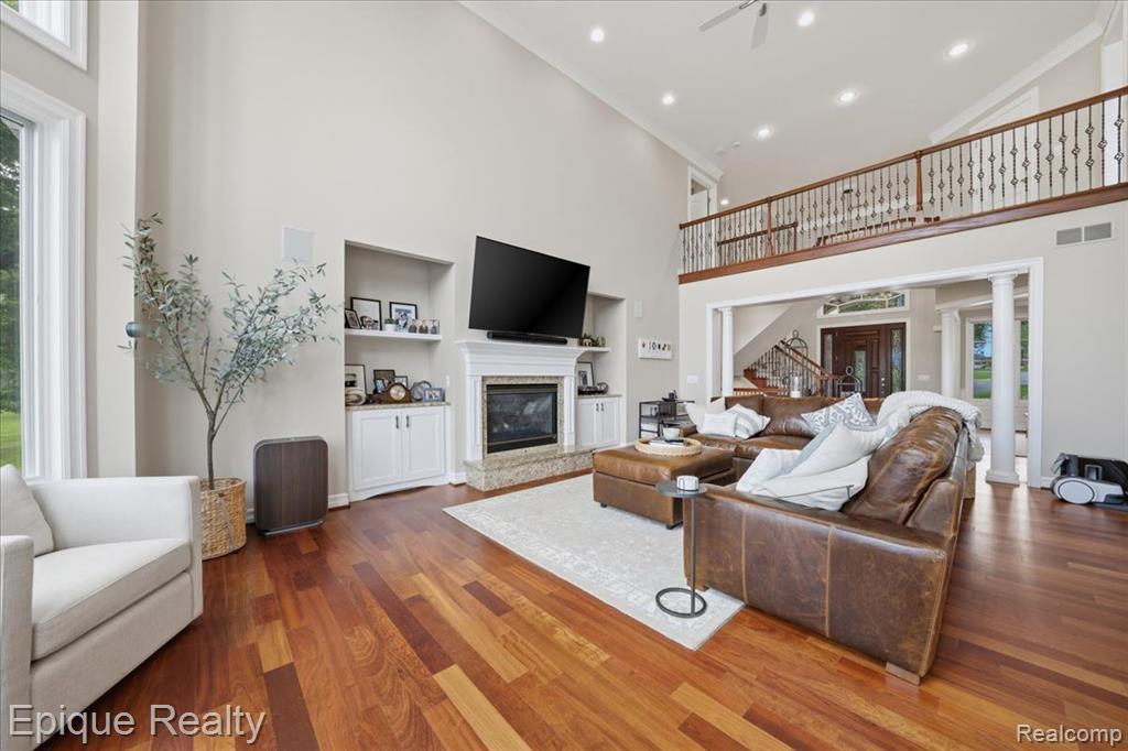 4312 Sashabaw Road, Waterford, MI 48329 — Photo 17