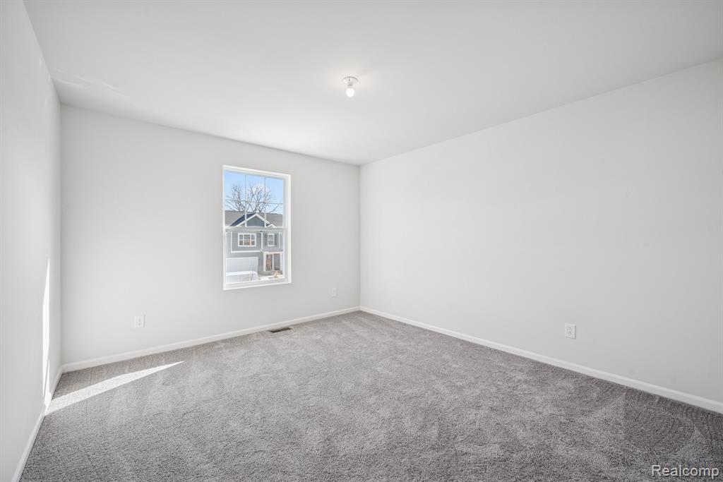 719 Knollwood Bend, Chelsea, MI 48118 — Photo 22