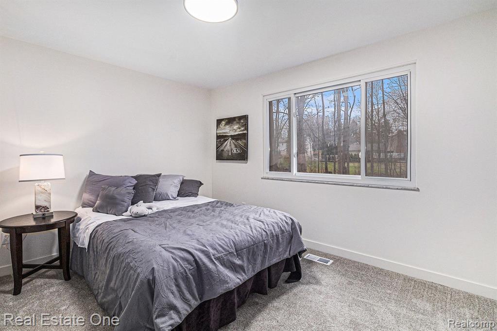 8893 S CHRISTINE Drive, Brighton, MI 48114 — Photo 25