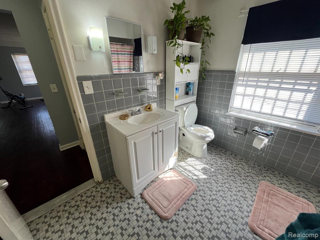 5500 Chalmers Street, Detroit, MI 48213 — Photo 34