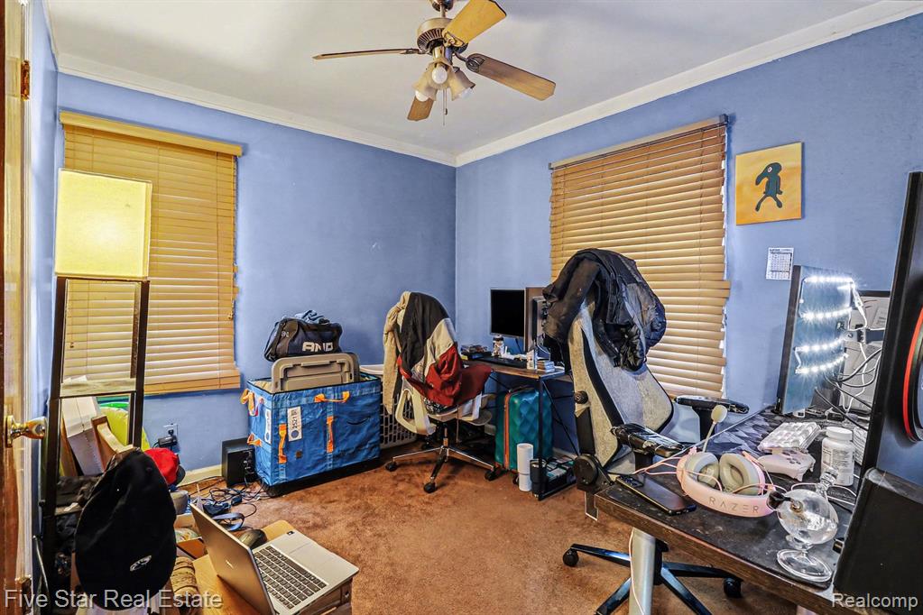 24691 Colgate Street, Dearborn Heights, MI 48125 — Photo 12