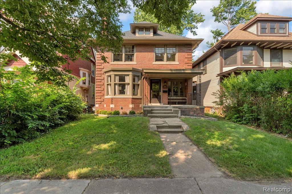 1807 Seyburn Street, Detroit, MI 48214