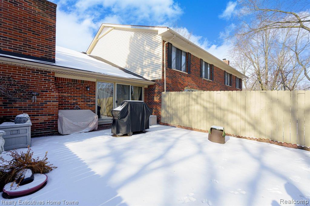 42509 ELDON Circle, Clinton Twp, MI 48038 — Photo 23