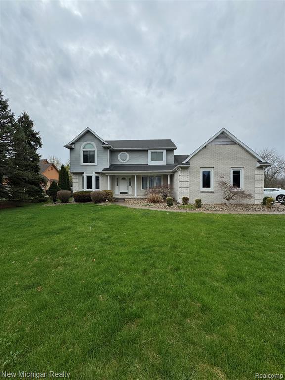 704 Wilkshire Court, Grand Blanc, MI 48439 — Photo 2