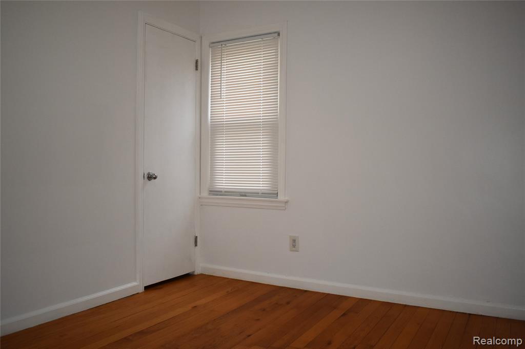 4115 Madison Street, Dearborn Heights, MI 48125 — Photo 12