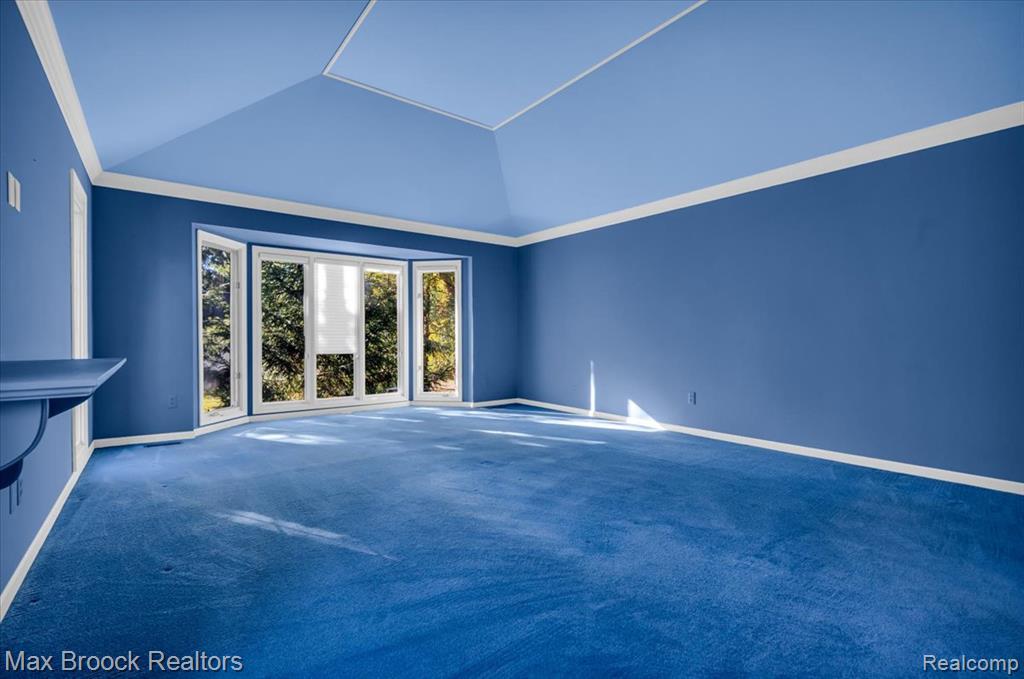 5554 Pine Brooke Court, Bloomfield Hills, MI 48304 — Photo 13