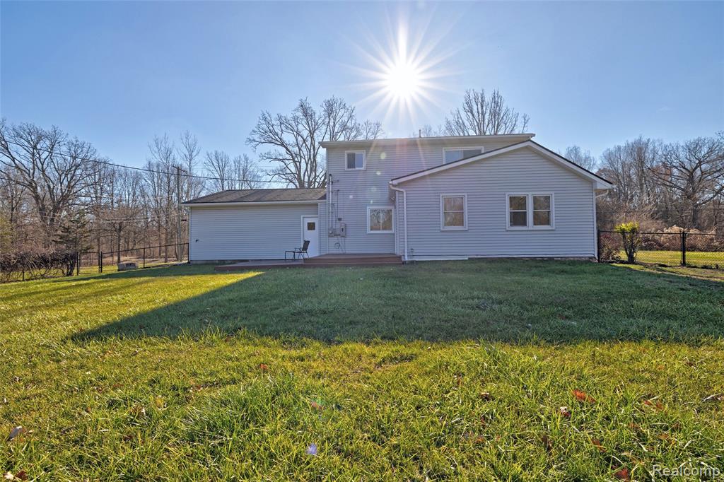 3092 Groveland Road, Ortonville, MI 48462 — Photo 64
