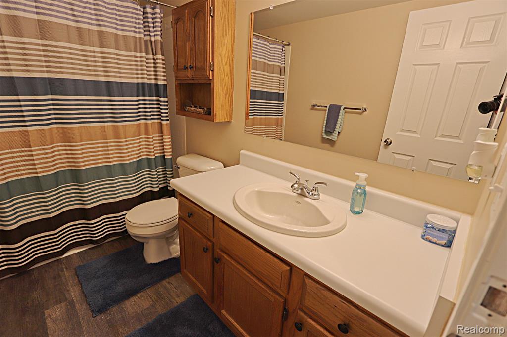 61278 Greenwood Drive, South Lyon, MI 48178 — Photo 11