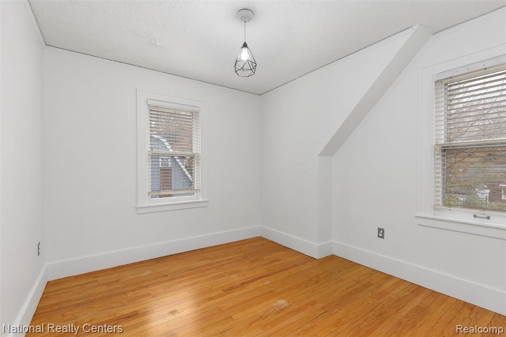 437 E Marshall Street, Ferndale, MI 48220 — Photo 15