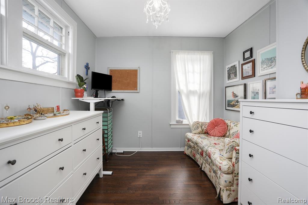20 WOODSIDE PARK Boulevard, Pleasant Ridge, MI — Photo 17