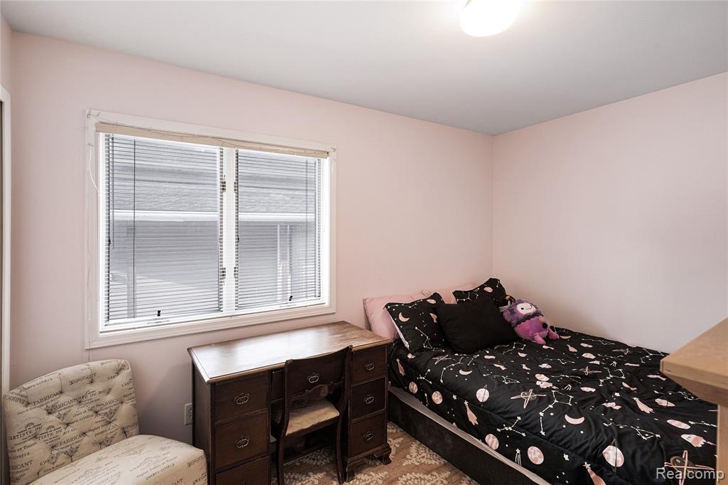3188 Ponemah Drive, Fenton, MI 48430 — Photo 13