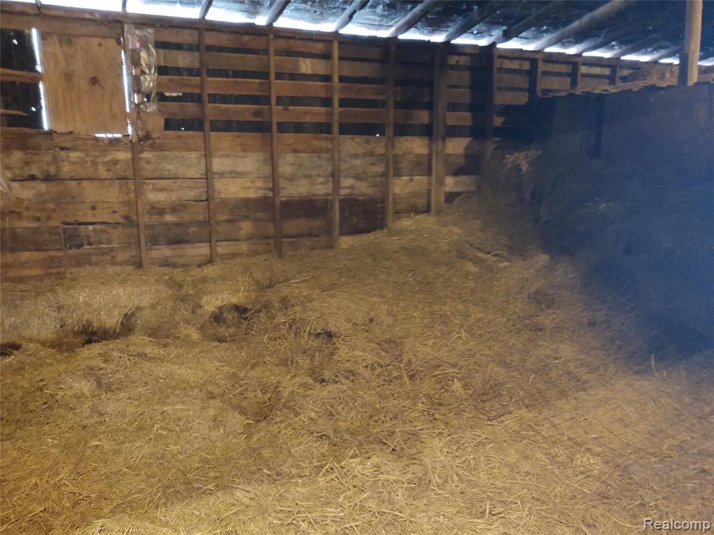 6143 Broadbridge Road, Cottrellville, MI — Photo 35