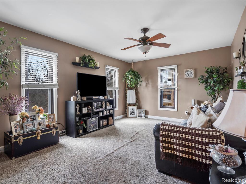 4872 LORE Drive, Waterford, MI 48329 — Photo 17