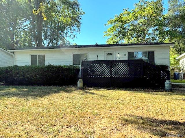 5115 Allingham Drive, White Lake, MI 48383 — front exterior