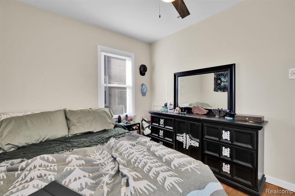 564 SPENCER Street, Ferndale, MI 48220 — Photo 17