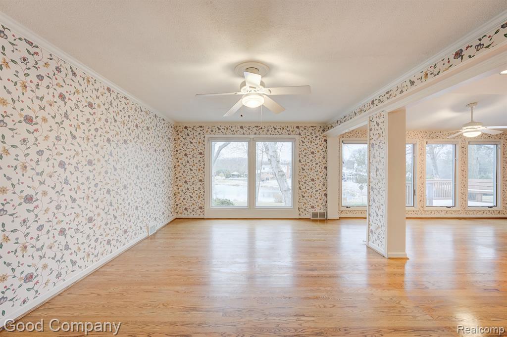 702 PARKMAN Drive, Bloomfield Hills, MI 48304 — Photo 13