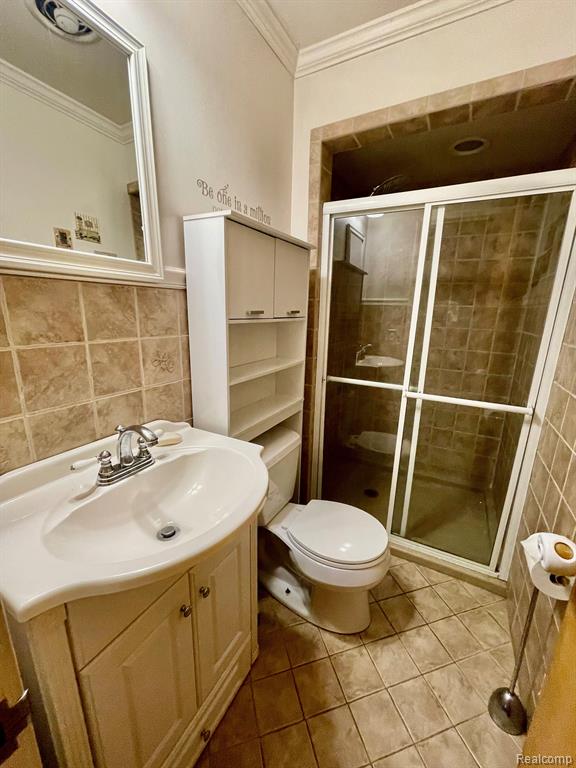 42015 WOODBROOK Drive, Canton, MI 48188 — Photo 11