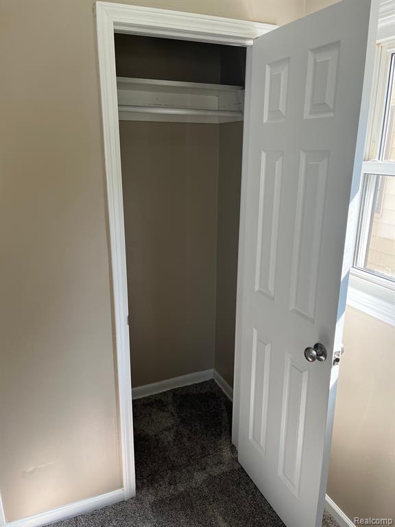 8476 ORCHARD Avenue, Warren, MI 48089 — Photo 14