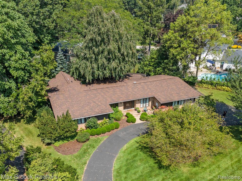 7448 STONY RIVER Court, Bloomfield Hills, MI 48301 — Photo 26