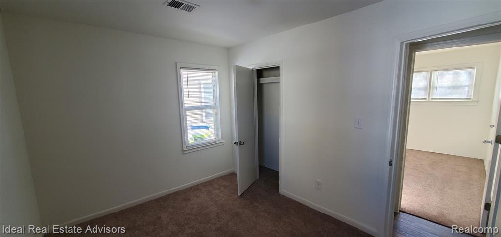 545 E Dallas Avenue, Madison Heights, MI 48071 — Photo 17