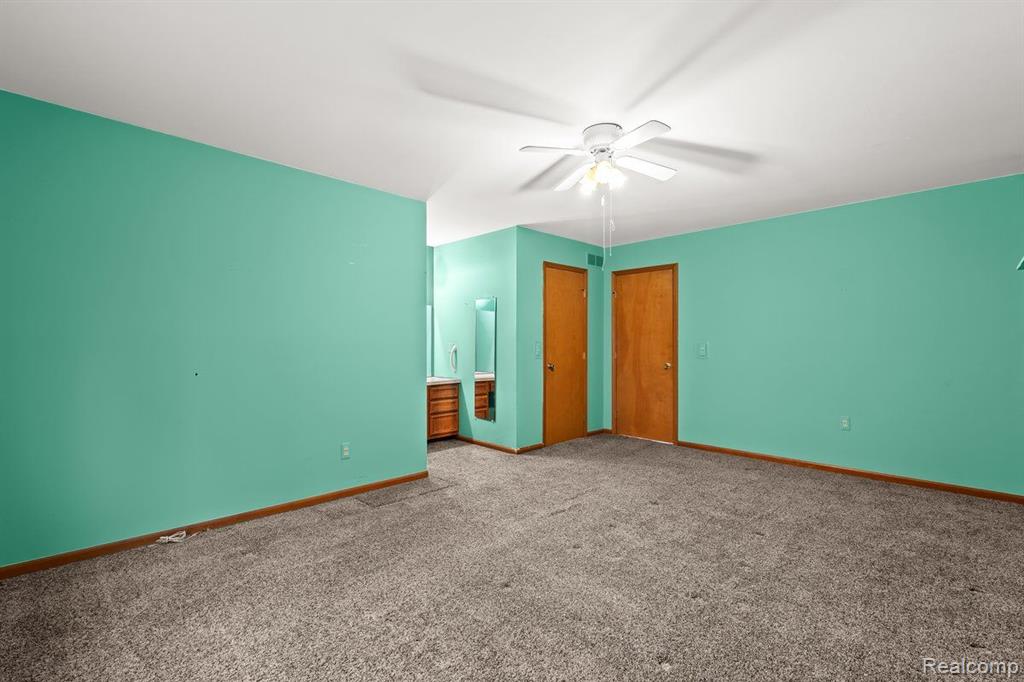 46690 BARBARA Drive, Macomb, MI 48044 — Photo 28