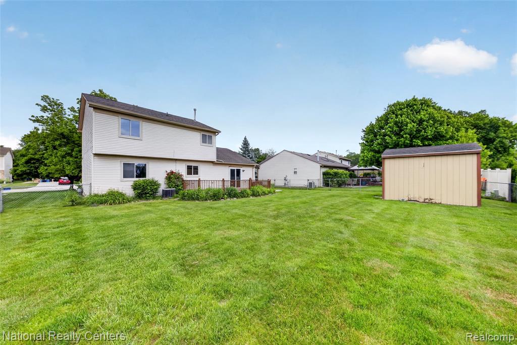 41531 Simcoe Drive, Canton, MI 48188 — Photo 41