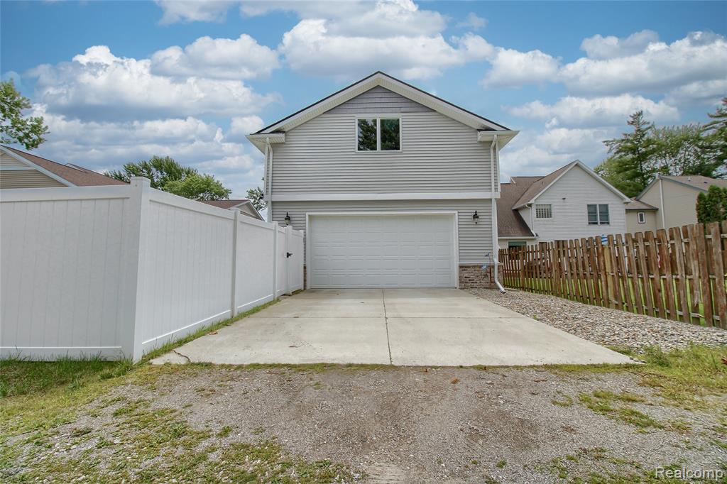 526 Plum Street, Wyandotte, MI 48192 — Photo 46